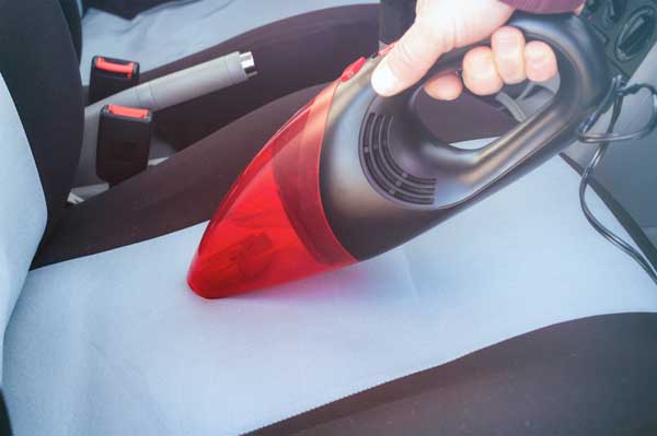 The-4-Best-Handheld-Vacuums-For-Cars